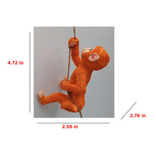 Charger l&#39;image dans la galerie, Ornement de Figurine en Résine D&#39;écureuil Grimpant à La Corde